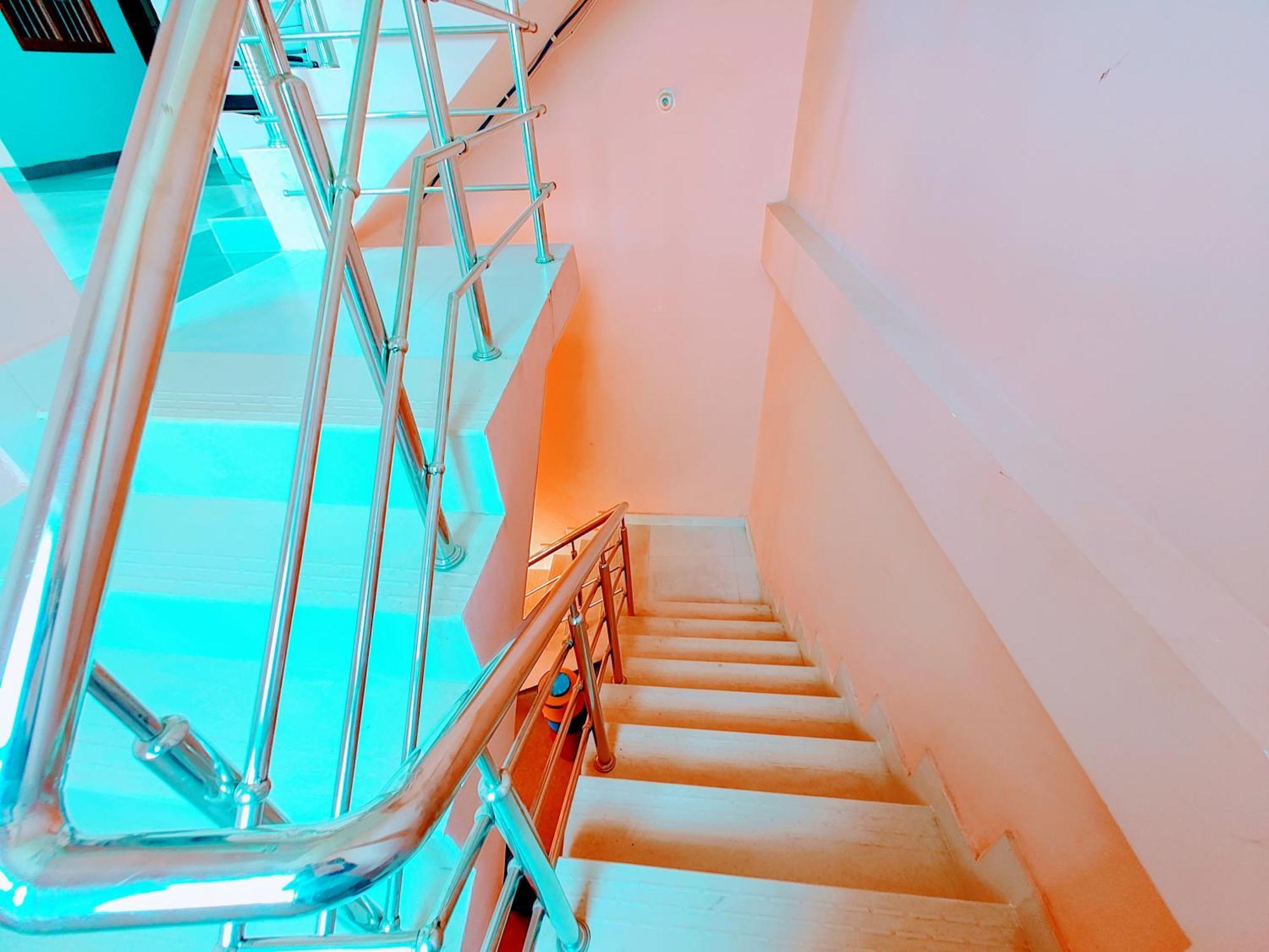 Hotel Raghukul Ayodhya エクステリア 写真